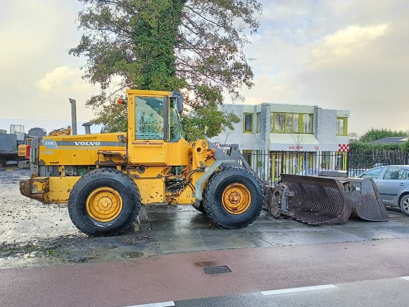 Volvo L 70 C shovel wiellader loader shovel + 3 bakken - Колёсный погрузчик: фото 5 Volvo L 70 C shovel wiellader loader shovel + 3 bakken - Колёсный погрузчик: фото 5