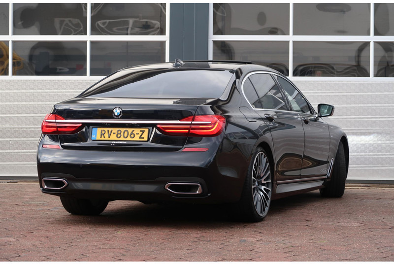 BMW 7 Serie 740Ld xDrive High Executive M-PAKKET/ MASSAGE/ PANO/ DEALER OND/ VOL! - Седан: фото 4 BMW 7 Serie 740Ld xDrive High Executive M-PAKKET/ MASSAGE/ PANO/ DEALER OND/ VOL! - Седан: фото 4