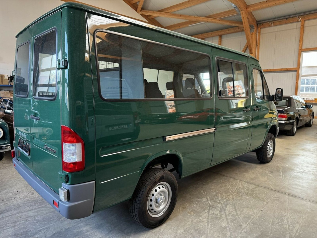 Mercedes-Benz Sprinter 313 CDI 4x4 Allrad ZG3 Topzustand! - Пассажирский фургон, Грузопассажирский фургон: фото 5 Mercedes-Benz Sprinter 313 CDI 4x4 Allrad ZG3 Topzustand! - Пассажирский фургон, Грузопассажирский фургон: фото 5