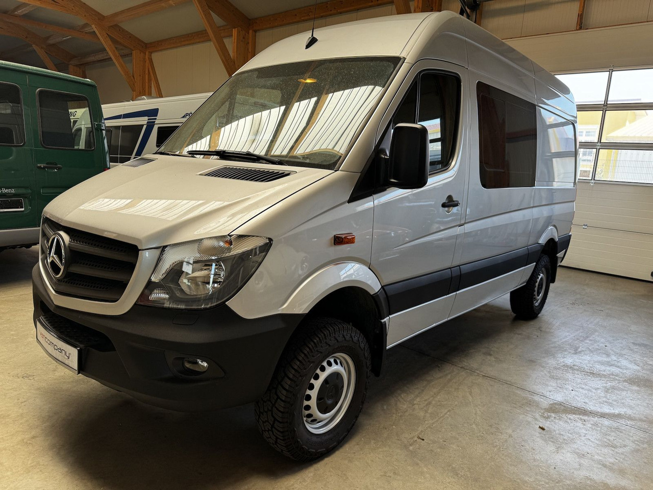 Mercedes-Benz Sprinter 316 CDI 4x4 ZG3 8-Sitzer wie neu! - Цельнометаллический фургон, Грузопассажирский фургон: фото 1 Mercedes-Benz Sprinter 316 CDI 4x4 ZG3 8-Sitzer wie neu! - Цельнометаллический фургон, Грузопассажирский фургон: фото 1