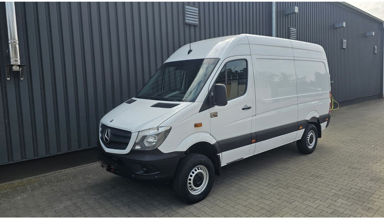 Mercedes-Benz Sprinter 319 CDI 4x4 3.0 V6 Untersetzung 1a! - Цельнометаллический фургон: фото 1 Mercedes-Benz Sprinter 319 CDI 4x4 3.0 V6 Untersetzung 1a! - Цельнометаллический фургон: фото 1