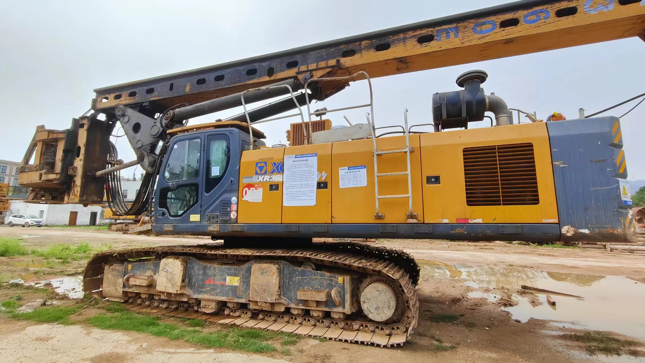 XCMG Manufacturer Used Rotary Drilling Machine XR280E Mobile Crawler Drilling Rig for sale - Буровая машина: фото 2 XCMG Manufacturer Used Rotary Drilling Machine XR280E Mobile Crawler Drilling Rig for sale - Буровая машина: фото 2