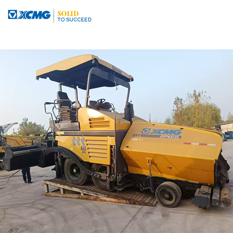XCMG Official Road Construction Machinery RP603L 6m Used Asphalt Paver Machines Hot Sale - Асфальтоукладчик: фото 1 XCMG Official Road Construction Machinery RP603L 6m Used Asphalt Paver Machines Hot Sale - Асфальтоукладчик: фото 1