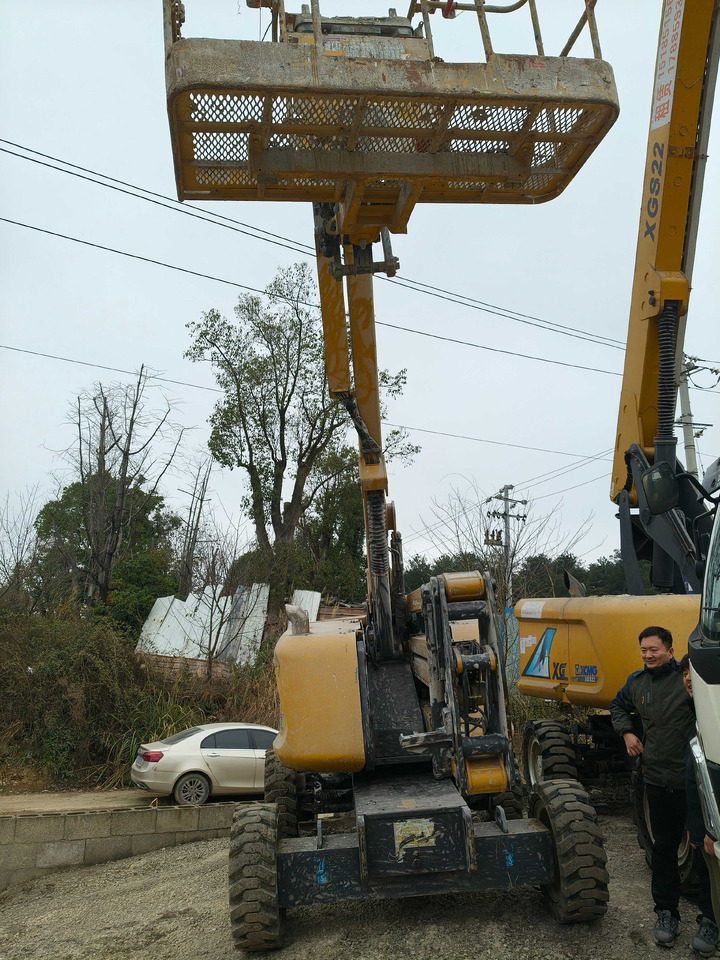 XCMG Official Used Towable 16m Boom Lift XGA16 Small Cherry Picker Price - Коленчатый подъемник: фото 2 XCMG Official Used Towable 16m Boom Lift XGA16 Small Cherry Picker Price - Коленчатый подъемник: фото 2