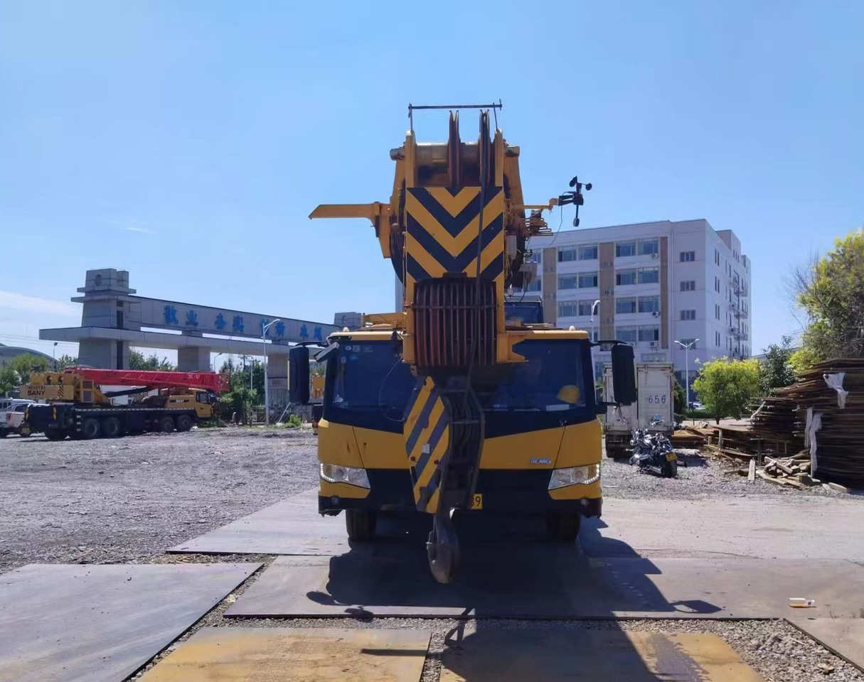 XCMG Official Used Truck Lifting Crane XCT110 100 Ton Mobile Crane Price List - Мобильный кран: фото 3 XCMG Official Used Truck Lifting Crane XCT110 100 Ton Mobile Crane Price List - Мобильный кран: фото 3