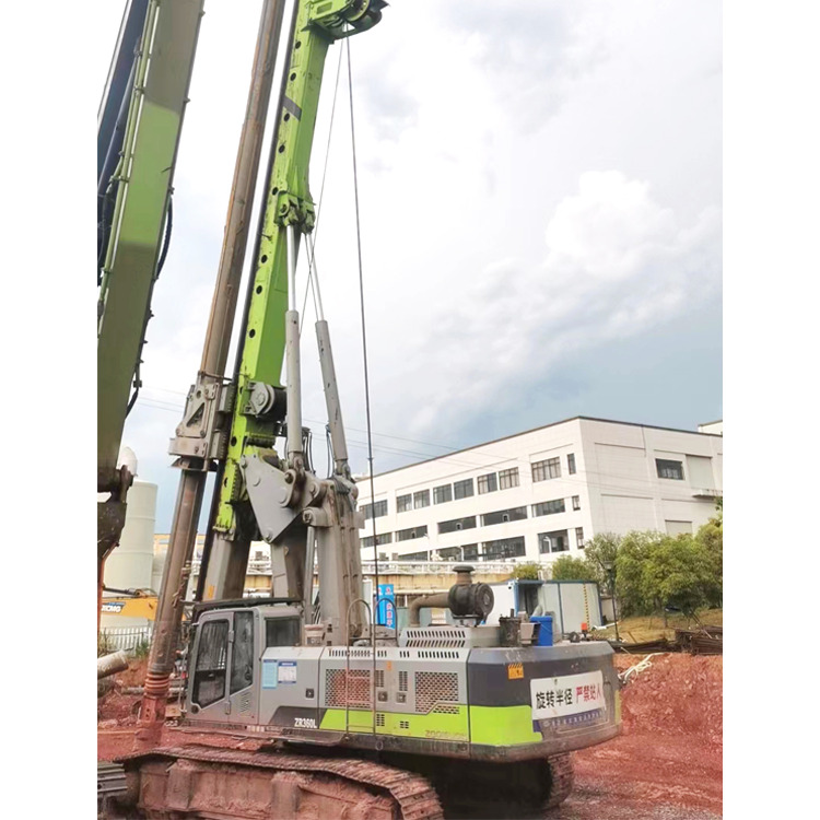 Zoomlion ZR360L used 2022 Rotary Drilling Rig price - Буровая машина: фото 1 Zoomlion ZR360L used 2022 Rotary Drilling Rig price - Буровая машина: фото 1