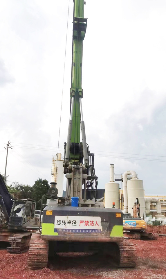 Zoomlion ZR360L used 2022 Rotary Drilling Rig price - Буровая машина: фото 4 Zoomlion ZR360L used 2022 Rotary Drilling Rig price - Буровая машина: фото 4
