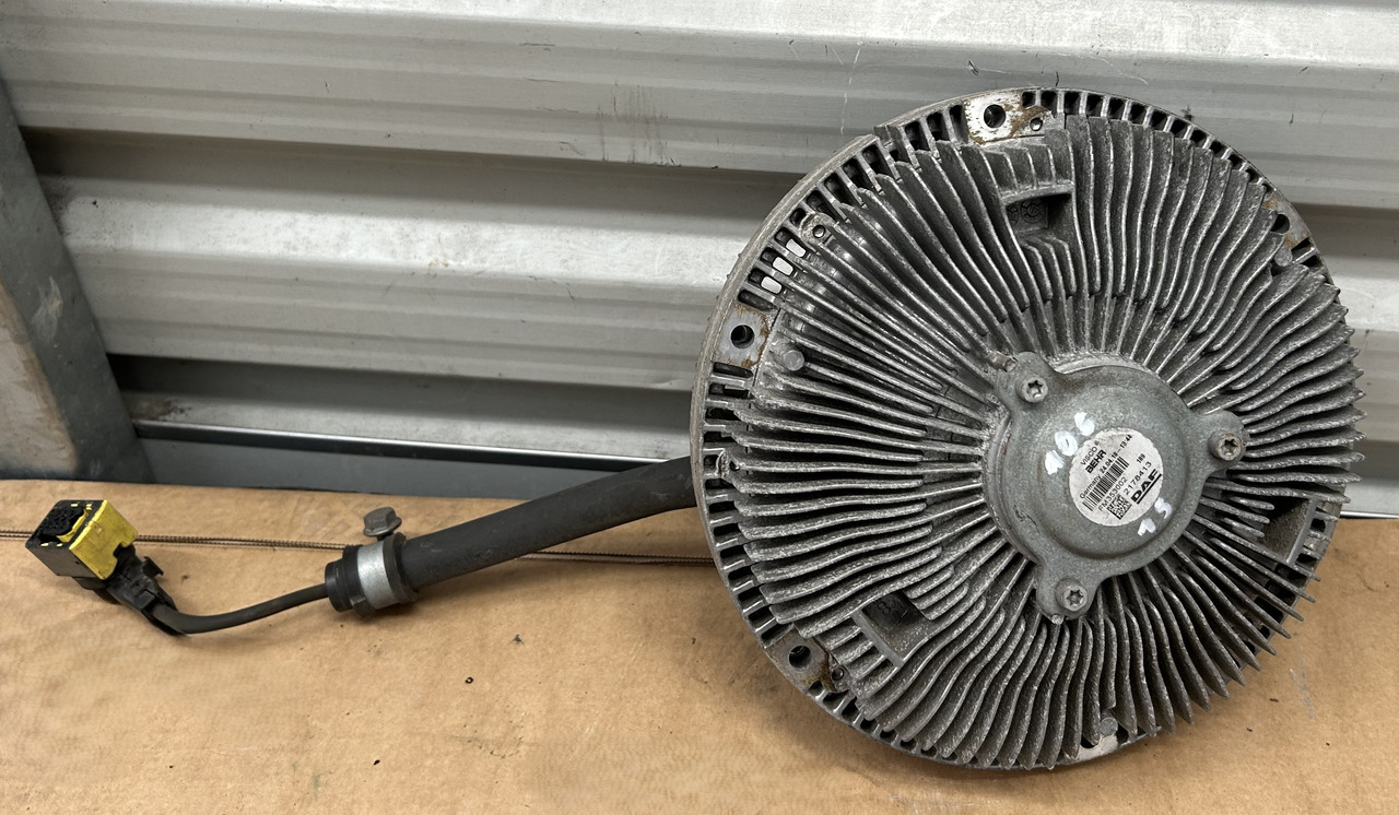 DAF VISCOTIC CLUTCH VISCO DAF XF 106 2178413 - Вентилятор: фото 1 DAF VISCOTIC CLUTCH VISCO DAF XF 106 2178413 - Вентилятор: фото 1