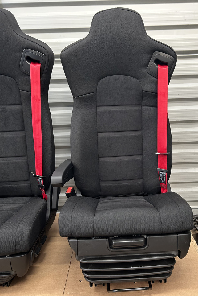 IVECO NEW SET OF SEATS IVECO S-WAY - Сиденье: фото 3 IVECO NEW SET OF SEATS IVECO S-WAY - Сиденье: фото 3