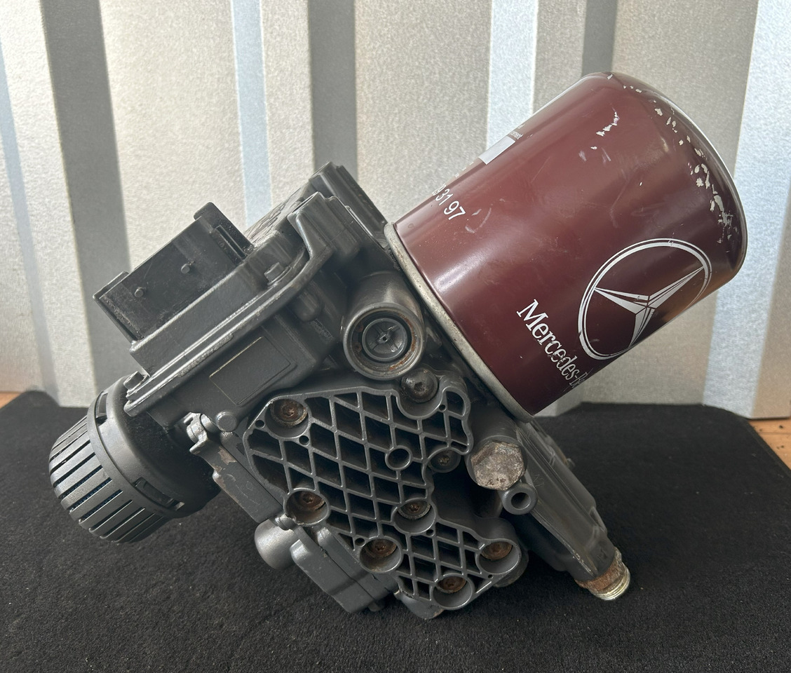 MERCEDES-BENZ ACTROS MP4 EAPU AIR DRYER - Детали тормозной системы для Грузовиков: фото 1 MERCEDES-BENZ ACTROS MP4 EAPU AIR DRYER - Детали тормозной системы для Грузовиков: фото 1