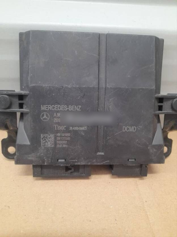 STEROWNIK DRZWI Mercedes-Benz ACTROS MP4 truck - Электрическая система для Грузовиков: фото 1 STEROWNIK DRZWI Mercedes-Benz ACTROS MP4 truck - Электрическая система для Грузовиков: фото 1