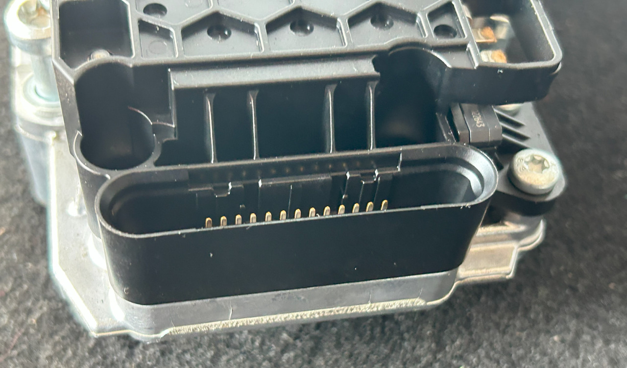 ZF DAF XF 106 530 TRAXON ZF VALVE BLOCK - Блок управления для Грузовиков: фото 5 ZF DAF XF 106 530 TRAXON ZF VALVE BLOCK - Блок управления для Грузовиков: фото 5