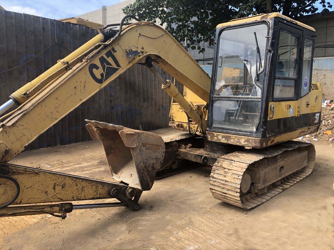 CATERPILLAR E70B, E70 excavator with good price - Гусеничный экскаватор: фото 4 CATERPILLAR E70B, E70 excavator with good price - Гусеничный экскаватор: фото 4