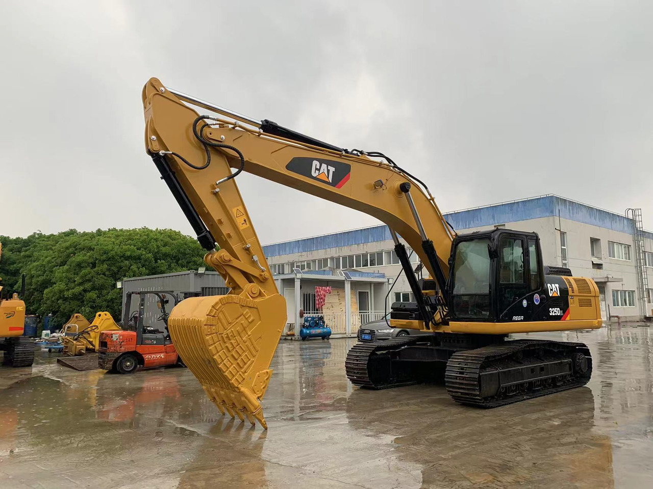 Caterpillar Construction Machine 25 ton Excavator CAT 325D, 325CL, 325BL - Гусеничный экскаватор: фото 5 Caterpillar Construction Machine 25 ton Excavator CAT 325D, 325CL, 325BL - Гусеничный экскаватор: фото 5
