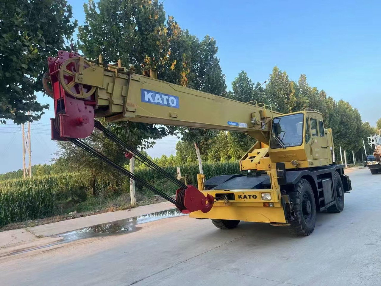 KATO KR250 Good Price 25 ton Rough Terrain Crane - Мобильный кран: фото 2 KATO KR250 Good Price 25 ton Rough Terrain Crane - Мобильный кран: фото 2