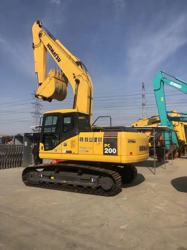 KOMATSU construction excavator Komatsu PC200-7, PC200-8 - Гусеничный экскаватор: фото 1 KOMATSU construction excavator Komatsu PC200-7, PC200-8 - Гусеничный экскаватор: фото 1