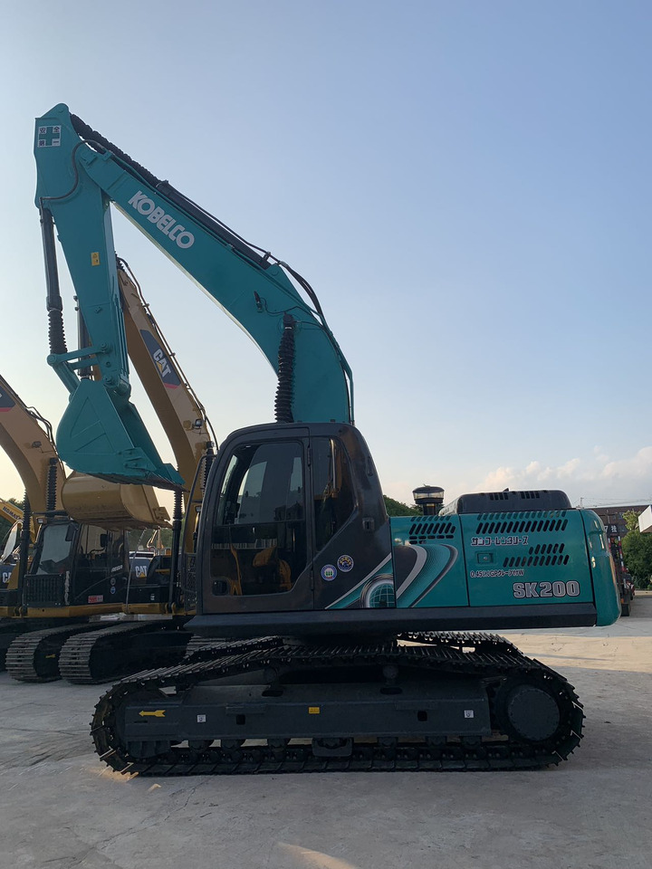 Kobelco Secondhand Excavator SK200 Cheap price - Гусеничный экскаватор: фото 3 Kobelco Secondhand Excavator SK200 Cheap price - Гусеничный экскаватор: фото 3