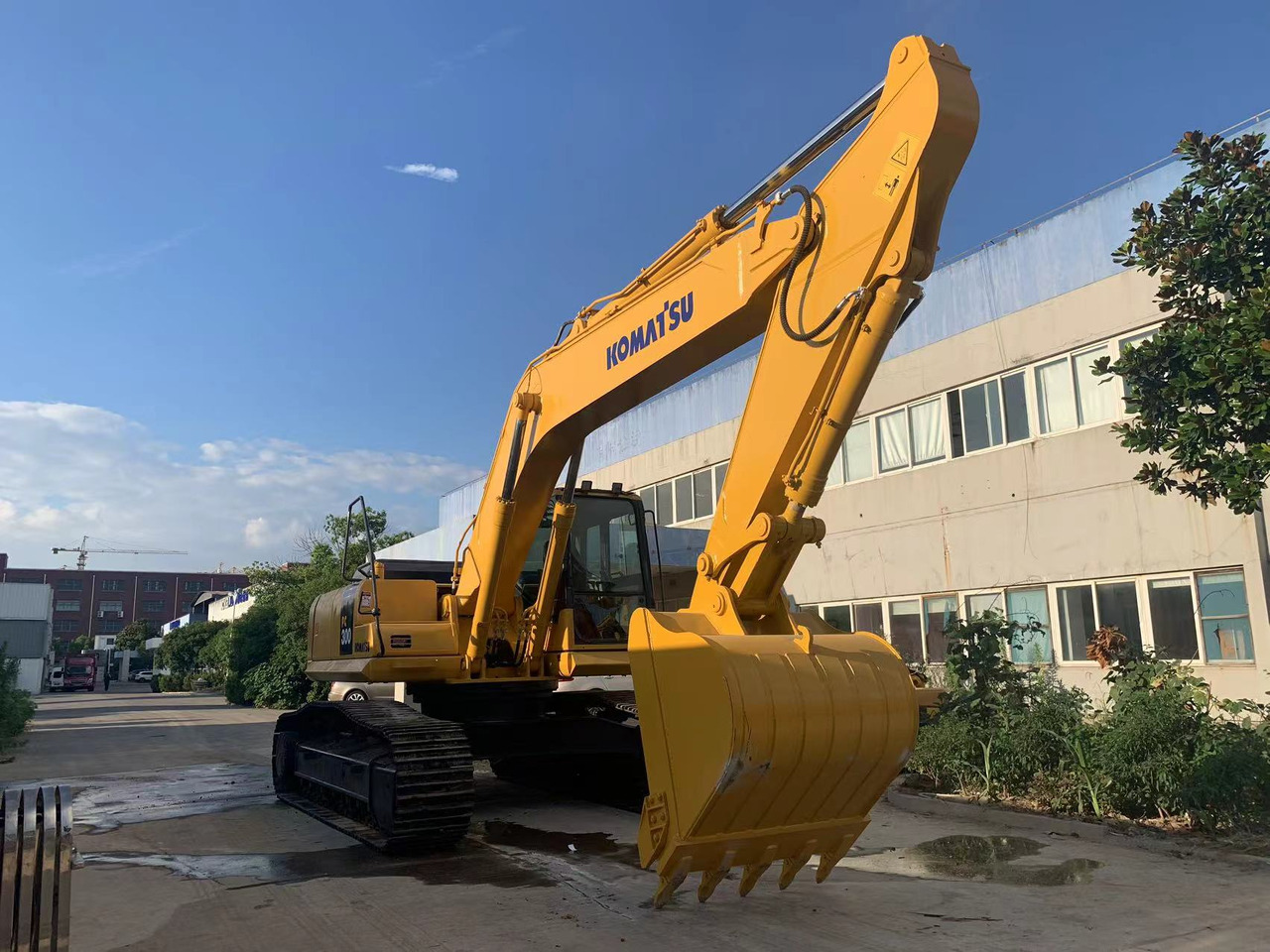 Komatsu 30 ton Heavy Excavator PC300 Japan Origin - Гусеничный экскаватор: фото 3 Komatsu 30 ton Heavy Excavator PC300 Japan Origin - Гусеничный экскаватор: фото 3