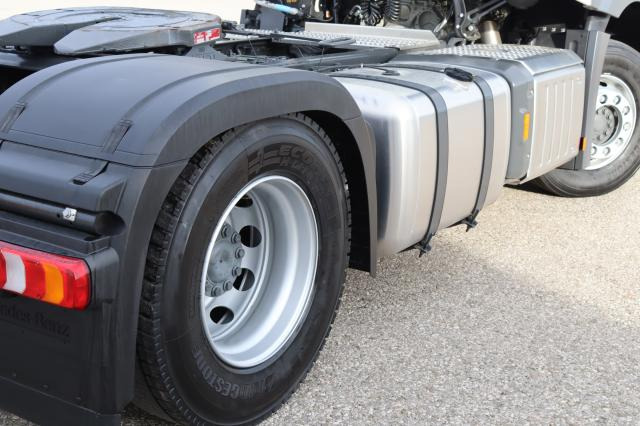 Mercedes-Benz Actros 1842 LS - Тягач: фото 5 Mercedes-Benz Actros 1842 LS - Тягач: фото 5