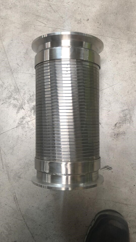 O&K RH90 Exhaust pipe 3686845 4024625 541-5498 - Выхлопная труба для Строительной техники: фото 1 O&K RH90 Exhaust pipe 3686845 4024625 541-5498 - Выхлопная труба для Строительной техники: фото 1
