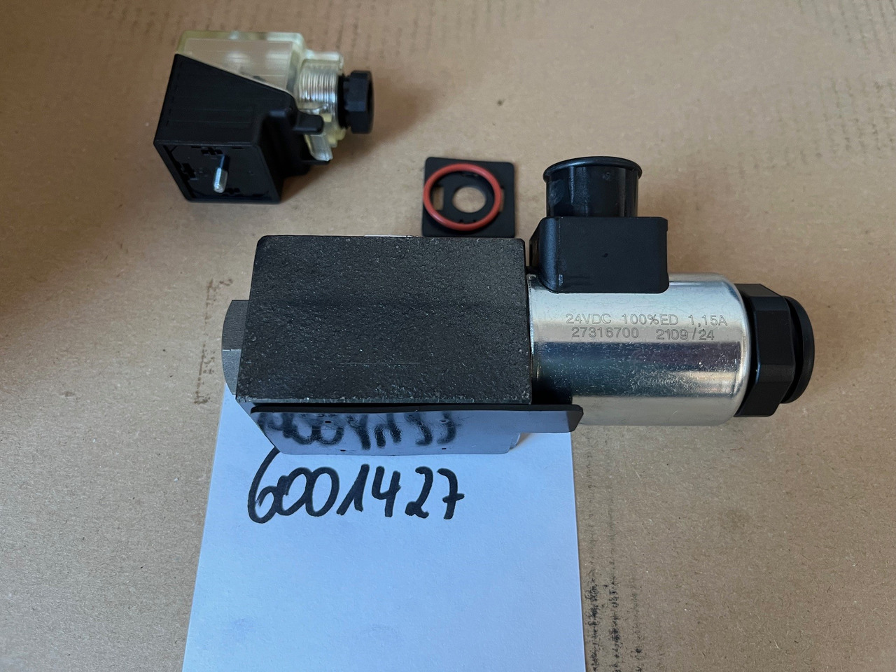 O&K Terex RH120 RH170 RH200 RH340 Valve 6001427 1467499 534-9304 Plate 6001750 4027321 535-2092 - Запчасти для Экскаваторов: фото 1 O&K Terex RH120 RH170 RH200 RH340 Valve 6001427 1467499 534-9304 Plate 6001750 4027321 535-2092 - Запчасти для Экскаваторов: фото 1