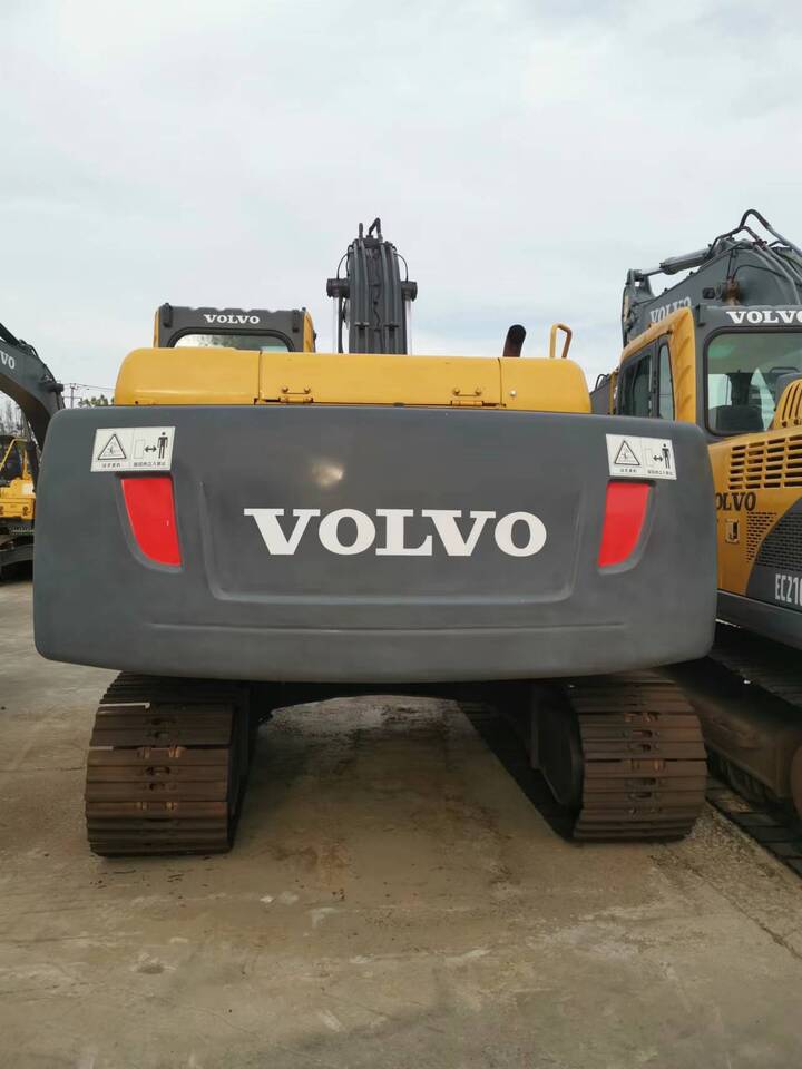 Volvo EC210B - Гусеничный экскаватор: фото 5 Volvo EC210B - Гусеничный экскаватор: фото 5
