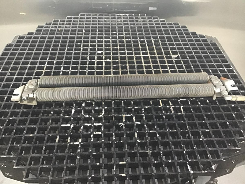 Liebherr A900C ZW - Впускная труба: фото 2 Liebherr A900C ZW - Впускная труба: фото 2