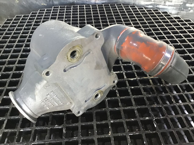 Liebherr Charge Air Cooler - Интеркулер: фото 2 Liebherr Charge Air Cooler - Интеркулер: фото 2