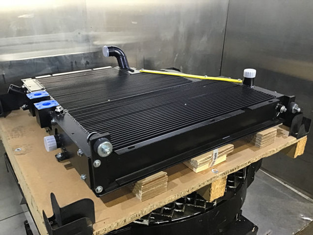 Liebherr Combined Radiator - Радиатор: фото 4 Liebherr Combined Radiator - Радиатор: фото 4