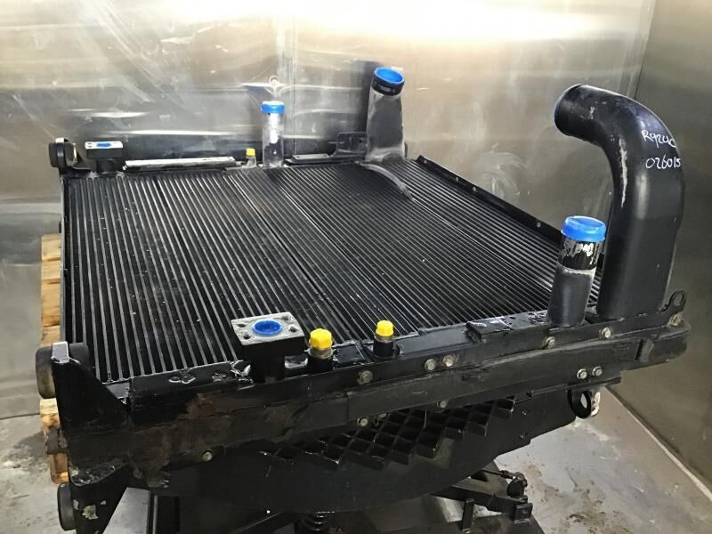 Liebherr Combined Radiator - Радиатор: фото 1 Liebherr Combined Radiator - Радиатор: фото 1