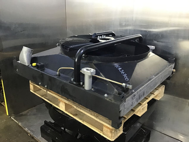 Liebherr Combined Radiator - Радиатор: фото 4 Liebherr Combined Radiator - Радиатор: фото 4