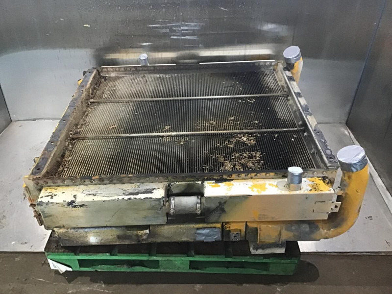 Liebherr Combined Radiator - Радиатор: фото 1 Liebherr Combined Radiator - Радиатор: фото 1