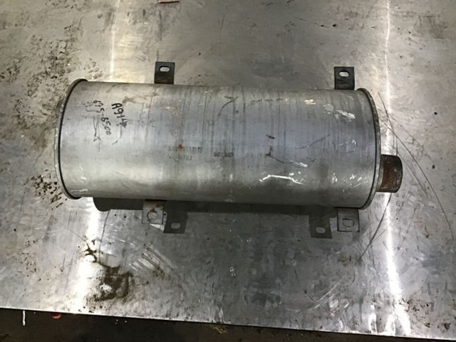 Liebherr Exhaust Silencer - Глушитель: фото 1 Liebherr Exhaust Silencer - Глушитель: фото 1