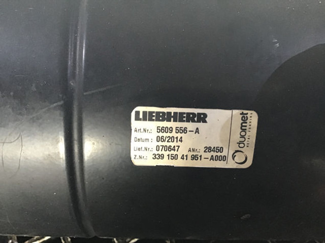 Liebherr Tank - Расширительный бачок: фото 4 Liebherr Tank - Расширительный бачок: фото 4