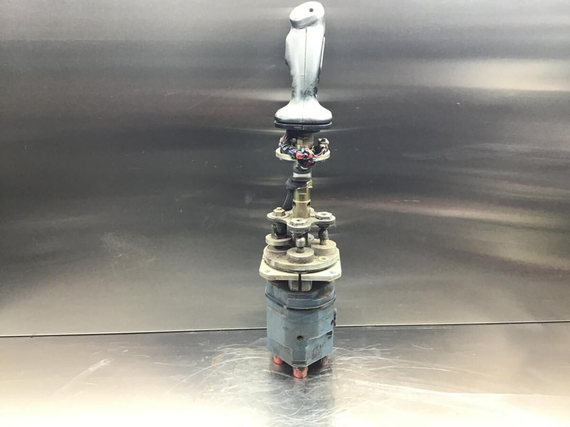 Rexroth Pilot Control Unit - Рычаг переключения передач: фото 1 Rexroth Pilot Control Unit - Рычаг переключения передач: фото 1