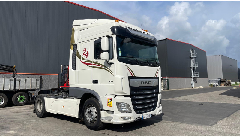 DAF XF 530 Retarder+ Kipperhydrauliek+ koelkast - Тягач: фото 3 DAF XF 530 Retarder+ Kipperhydrauliek+ koelkast - Тягач: фото 3