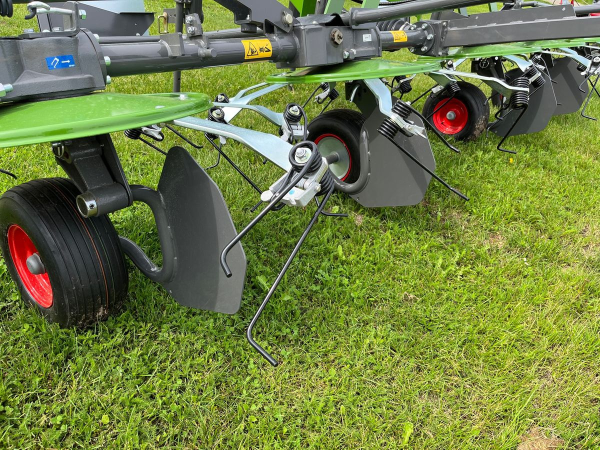 Fendt Lotus 770 - Сеноворошилка: фото 4 Fendt Lotus 770 - Сеноворошилка: фото 4