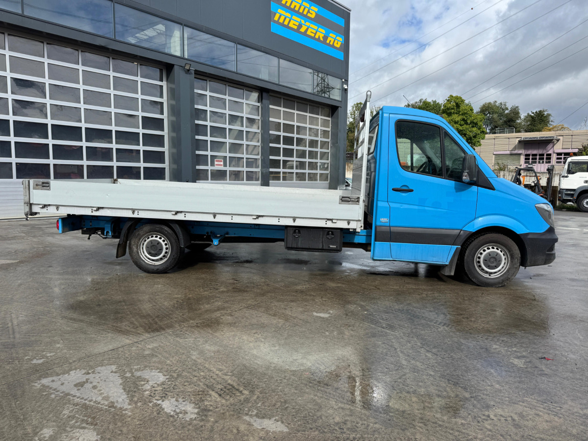 MERCEDES Sprinter 316 CDI - Малотоннажный бортовой грузовик: фото 3 MERCEDES Sprinter 316 CDI - Малотоннажный бортовой грузовик: фото 3