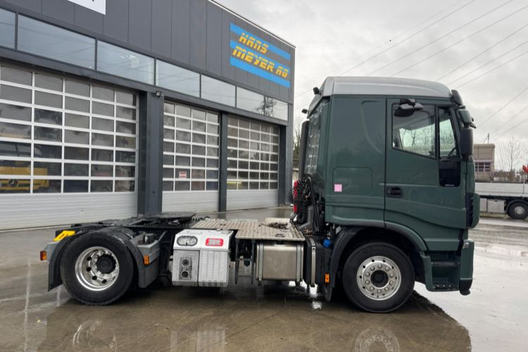 Iveco 480 4x2 Hydraulik & Kompressor - Тягач: фото 4 Iveco 480 4x2 Hydraulik & Kompressor - Тягач: фото 4
