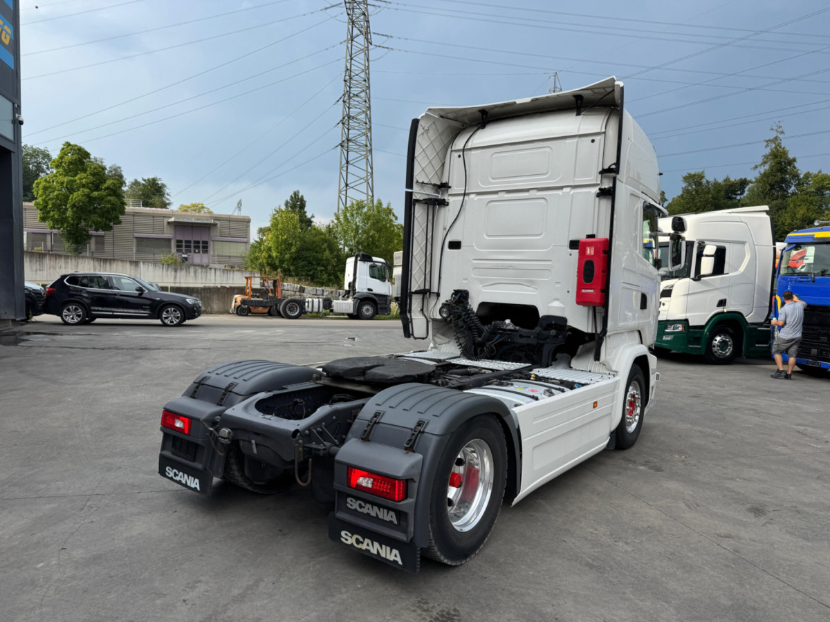 SCANIA R450 4x2 2x Tanks 1000L - Тягач: фото 5 SCANIA R450 4x2 2x Tanks 1000L - Тягач: фото 5
