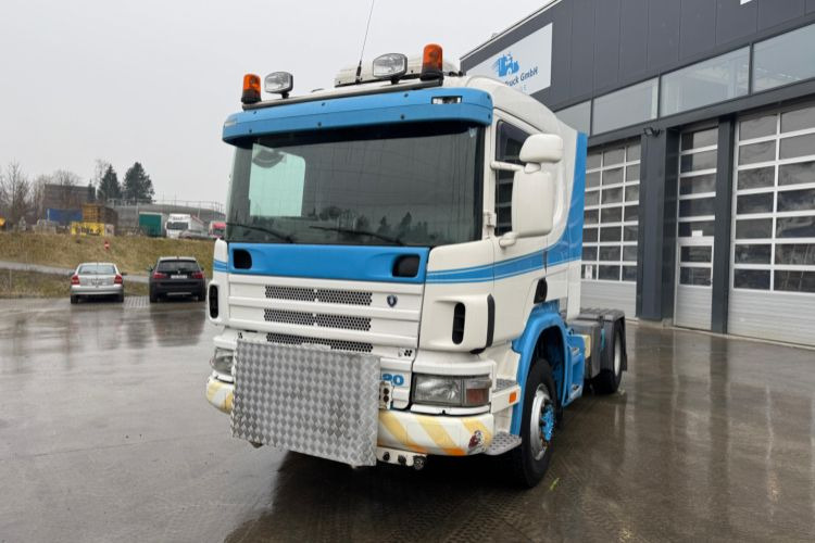 Scania 420 4x4 - Тягач: фото 1 Scania 420 4x4 - Тягач: фото 1
