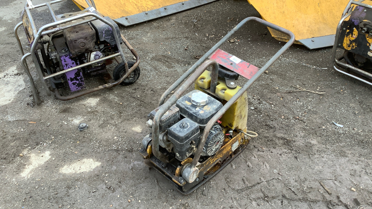 12" WACKER PLATE - Строительное оборудование: фото 1 12" WACKER PLATE - Строительное оборудование: фото 1