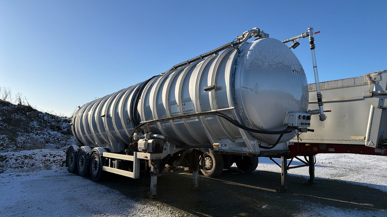 CROSSLAND VACUUM TANKER - Ассенизатор: фото 2 CROSSLAND VACUUM TANKER - Ассенизатор: фото 2