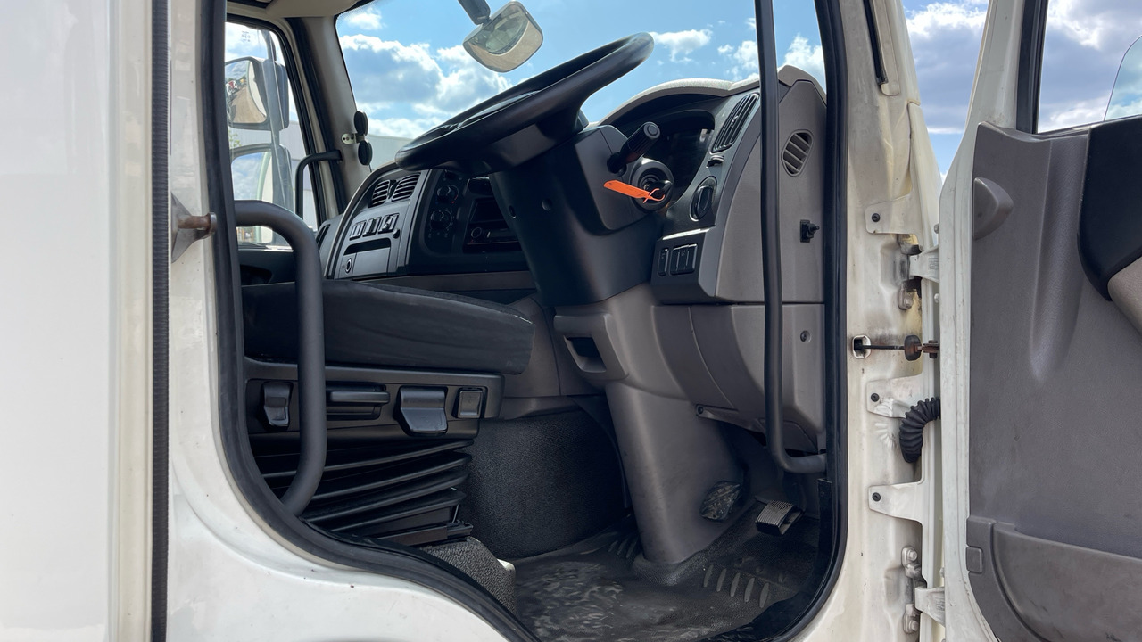 DAF LF 320 - Грузовик с закрытым кузовом: фото 5 DAF LF 320 - Грузовик с закрытым кузовом: фото 5