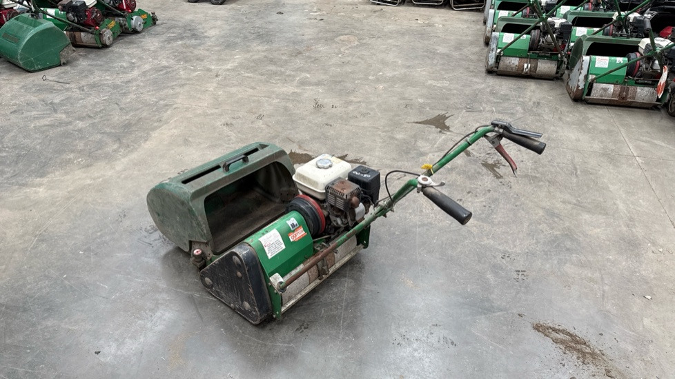 DENNIS FT510 PEDESTRIAN CYLINDER MOWER WITH 5K UNIT AND GRASS BOX - Строительное оборудование: фото 2 DENNIS FT510 PEDESTRIAN CYLINDER MOWER WITH 5K UNIT AND GRASS BOX - Строительное оборудование: фото 2