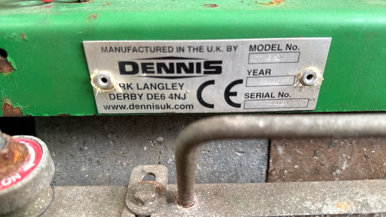 DENNIS FT510 PEDESTRIAN CYLINDER MOWER WITH 9K UNIT AND GRASS BOX - Строительное оборудование: фото 5 DENNIS FT510 PEDESTRIAN CYLINDER MOWER WITH 9K UNIT AND GRASS BOX - Строительное оборудование: фото 5