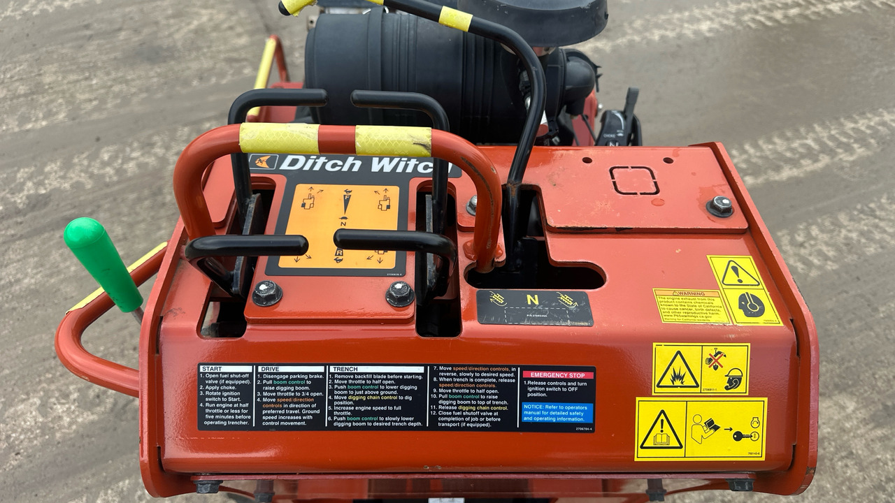 DITCH WITCH C24X - Траншеекопатель: фото 5 DITCH WITCH C24X - Траншеекопатель: фото 5