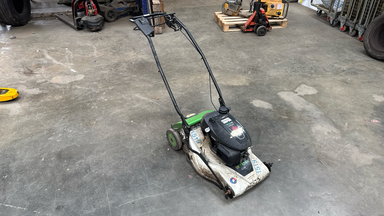 ETESIA PRO 46 PHCT - Строительное оборудование: фото 2 ETESIA PRO 46 PHCT - Строительное оборудование: фото 2