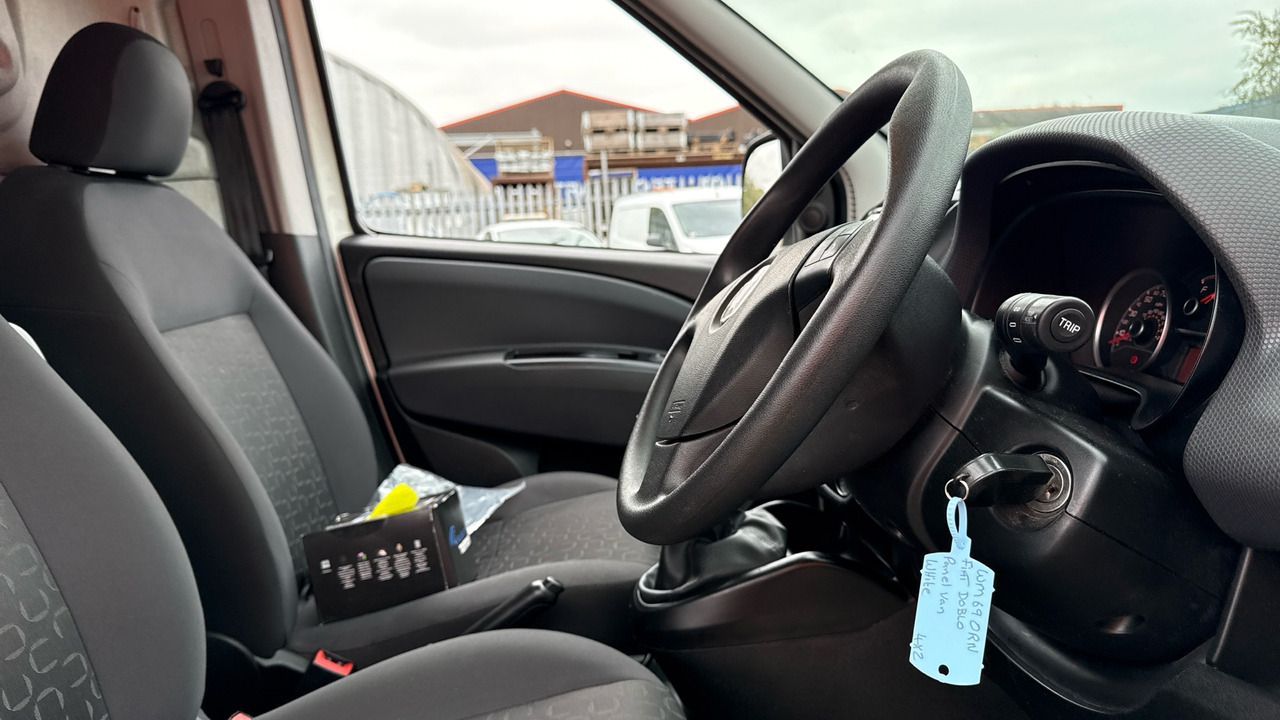 FIAT DOBLO 1.3 Multijet 95 - Легковой фургон: фото 5 FIAT DOBLO 1.3 Multijet 95 - Легковой фургон: фото 5