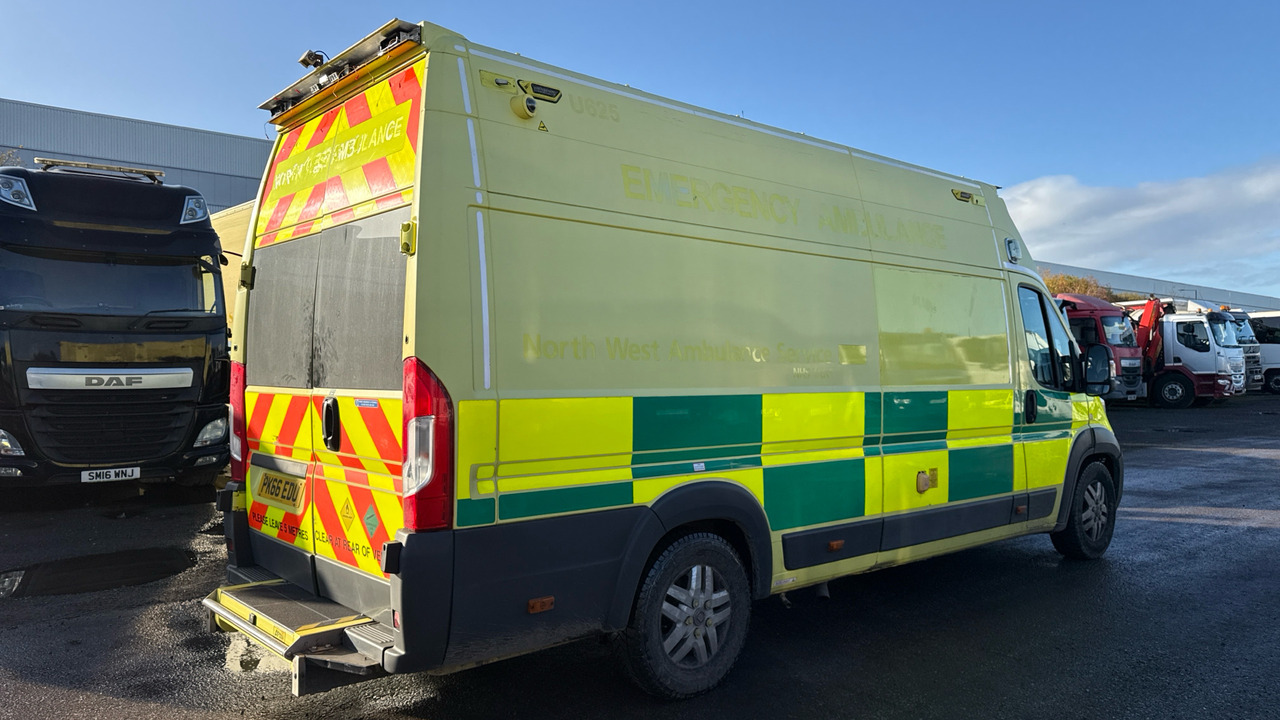 FIAT DUCATO 42 MULTIJET II - Машина скорой помощи: фото 4 FIAT DUCATO 42 MULTIJET II - Машина скорой помощи: фото 4